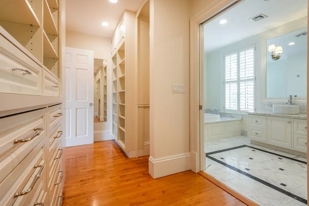 5 bed, 4+ bath apartment for rent at 8 Kirkland Pl Unit 8, Baldwin — photo 22 of 36