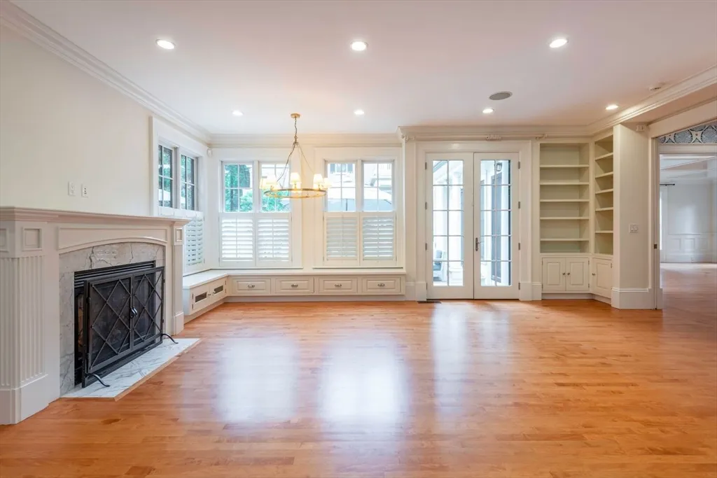 5 bed, 4+ bath apartment for rent at 8 Kirkland Pl Unit 8, Baldwin — photo 13 of 36