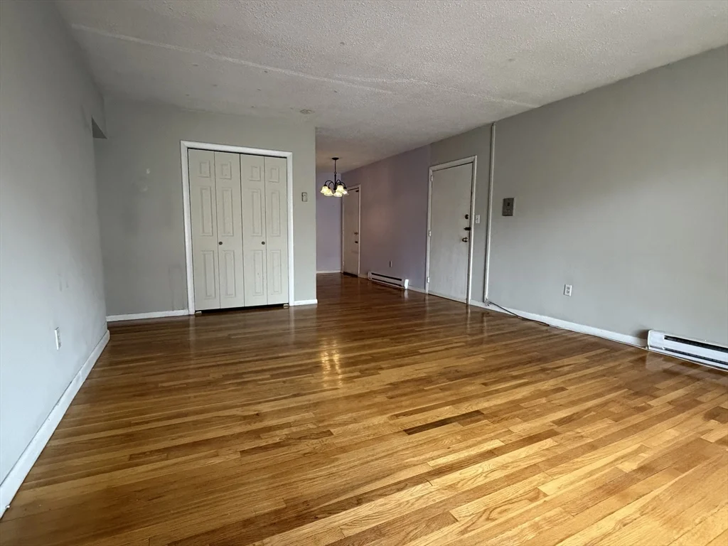 2 bed, 1 bath apartment for rent at 8 Kittredge St Unit 6, Roslindale — photo 4 of 11