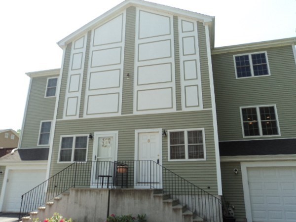 2 bed, 2 bath apartment for rent at 8 Knotts Unit 8, Hudson — photo 1 of 15