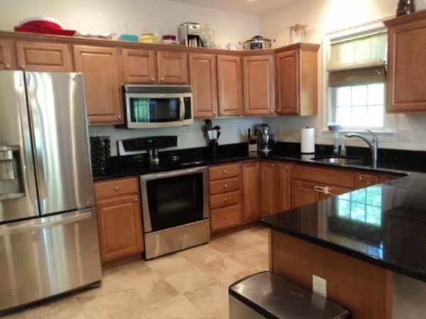2 bed, 2 bath apartment for rent at 8 Knotts Unit 8, Hudson — photo 3 of 15