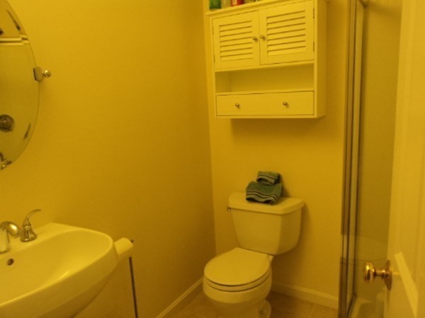 2 bed, 2 bath apartment for rent at 8 Knotts Unit 8, Hudson — photo 9 of 15