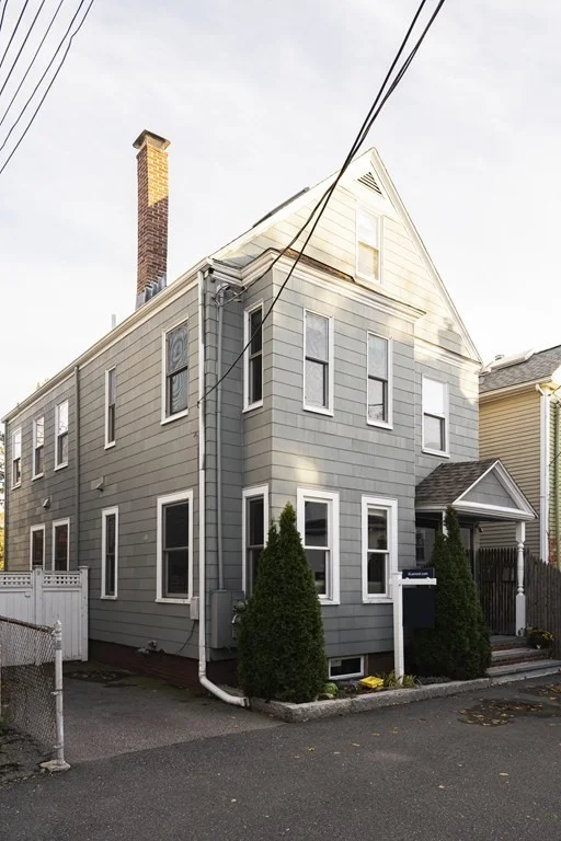 3 bed, 2 bath apartment for rent at 8 Lamont Unit 2, Cambridge