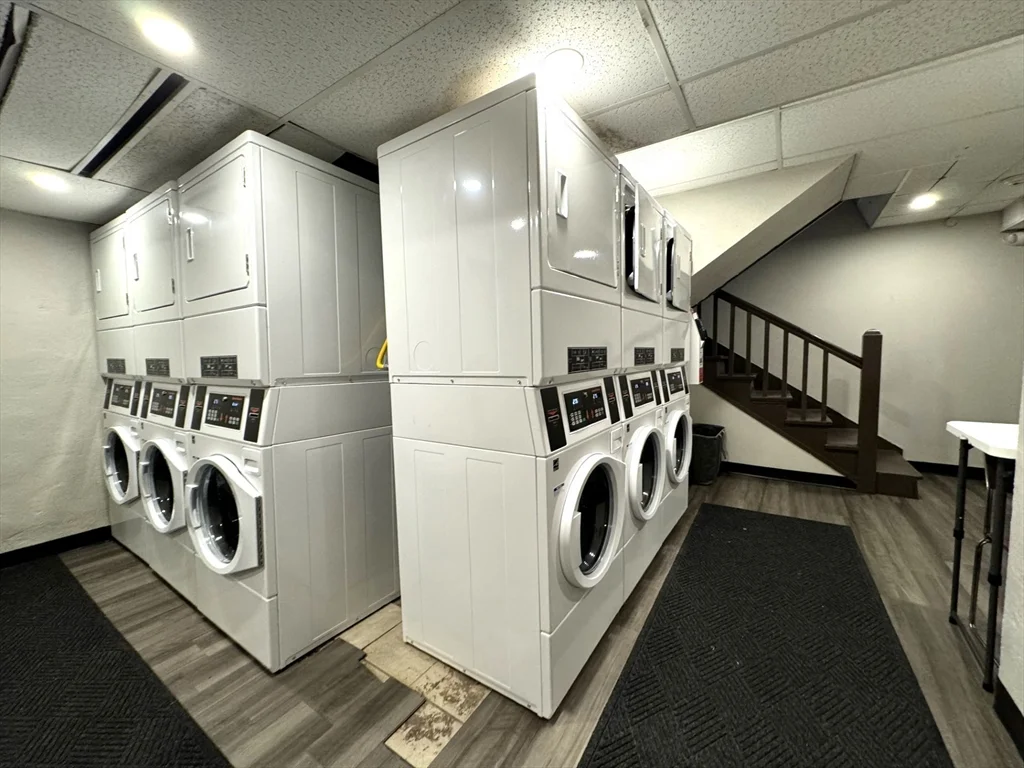 Studio bed, 1 bath apartment for rent at 8 Langmaid Ave Unit C3, Winter Hill — photo 6 of 7