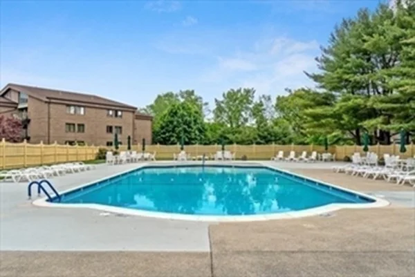 2 bed, 2 bath apartment for rent at 8 Ledgewood Way Unit 10, Peabody — photo 19 of 23