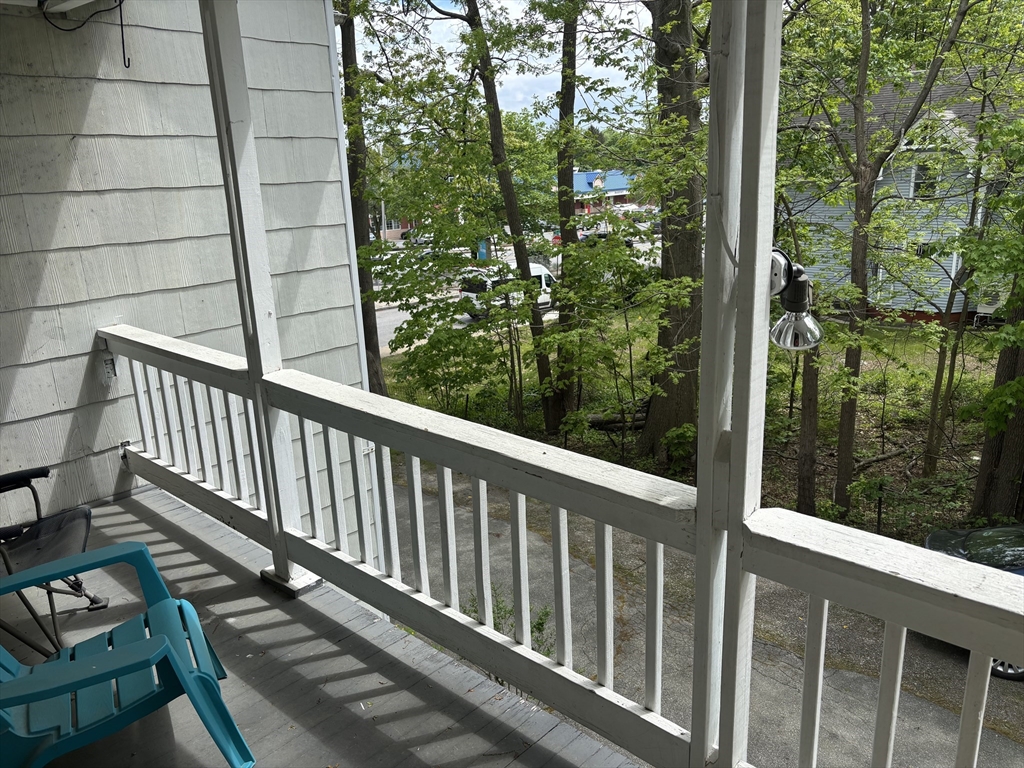 3 bed, 1 bath apartment for rent at 8 Lee Unit 2, WPI — photo 14 of 15
