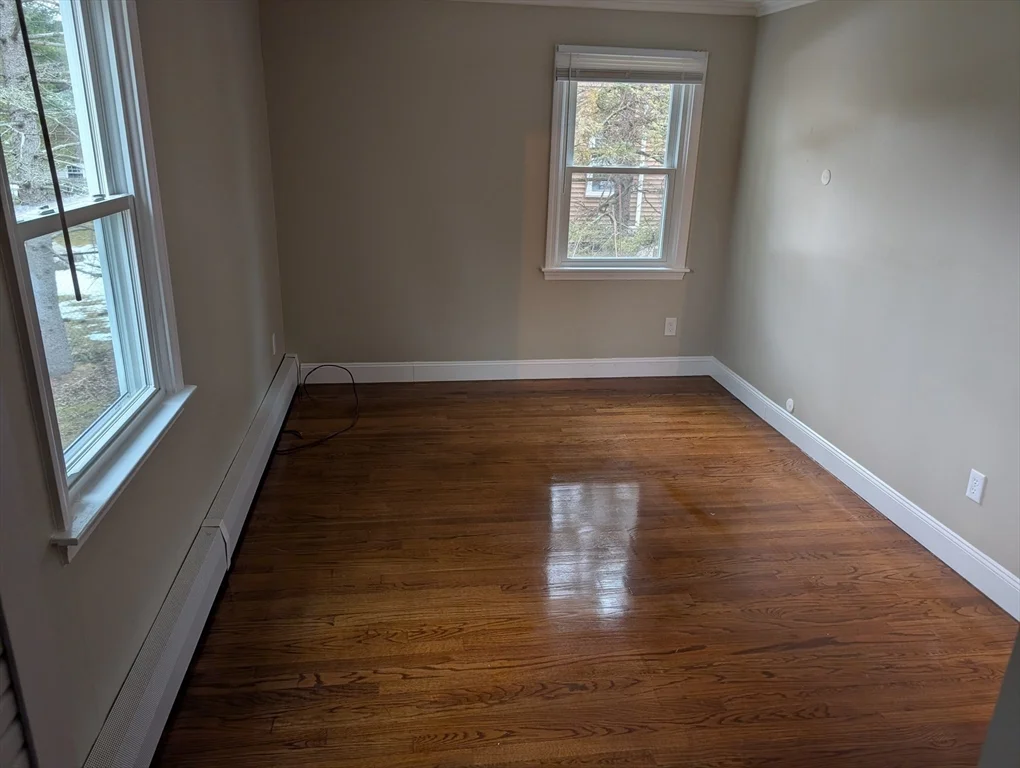 3 bed, 1 bath apartment for rent at 8 Linda Circuit, Grafton — photo 12 of 15