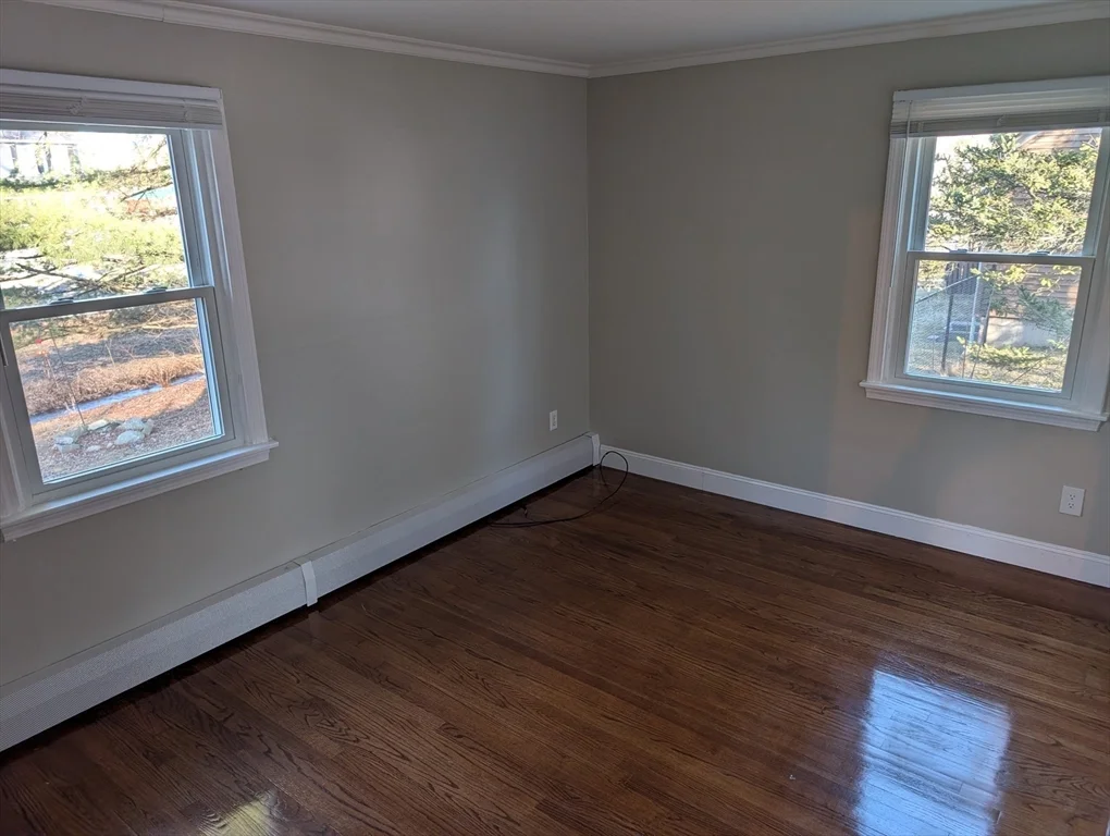3 bed, 1 bath apartment for rent at 8 Linda Circuit, Grafton — photo 13 of 15