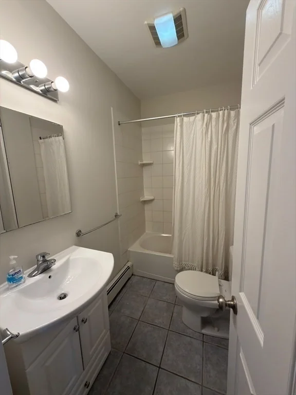 2 bed, 1 bath apartment for rent at 8 Linden St Unit 1, Watertown — photo 8 of 13