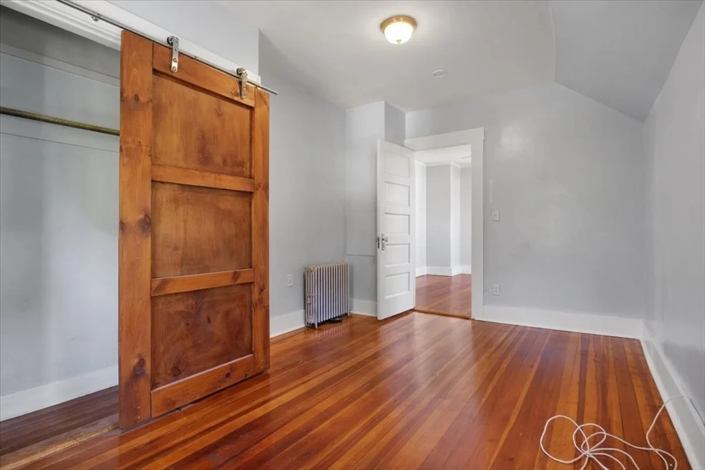 3 bed, 1 bath apartment for rent at 8 Linwood St Unit 2, Holbrook — photo 18 of 36