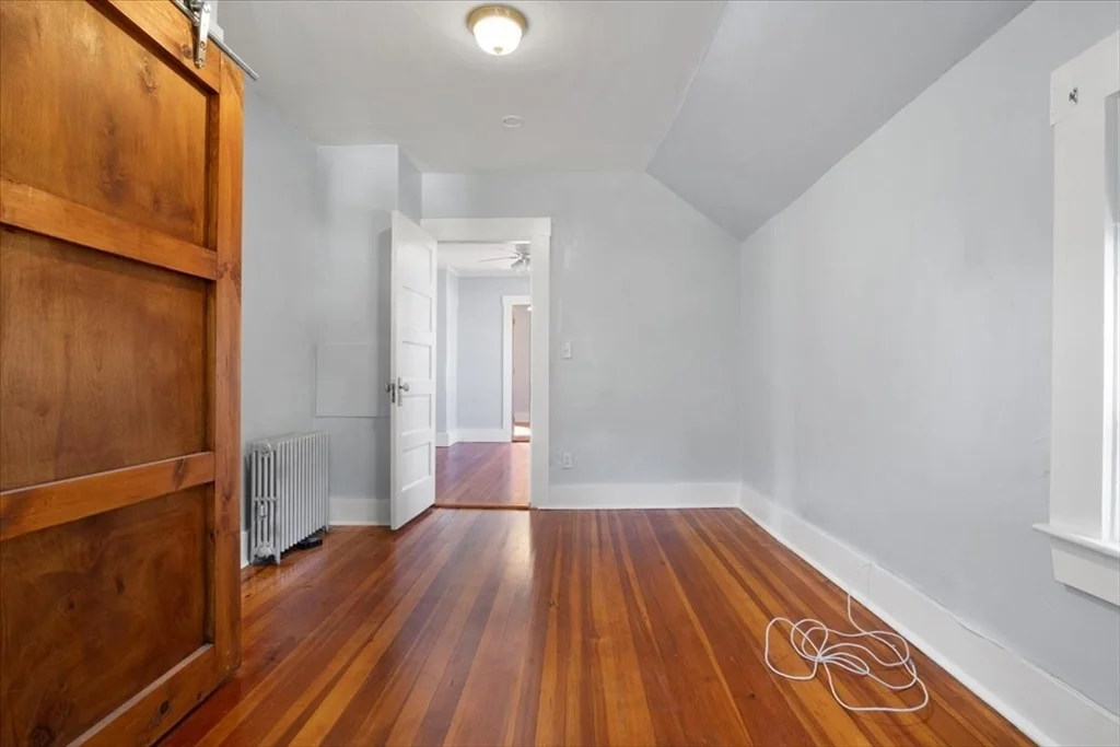 3 bed, 1 bath apartment for rent at 8 Linwood St Unit 2, Holbrook — photo 23 of 36