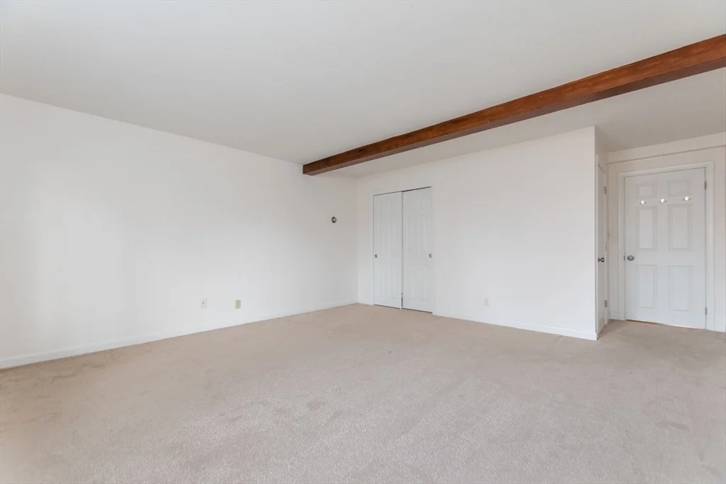 1 bed, 1 bath apartment for rent at 8 Longwood Dr Unit 4, Andover — photo 8 of 11