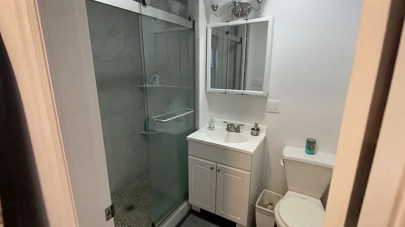 1 bed, 1 bath apartment for rent at 8 Louisburg Sq Unit 2A, Beacon Hill — photo 3 of 3