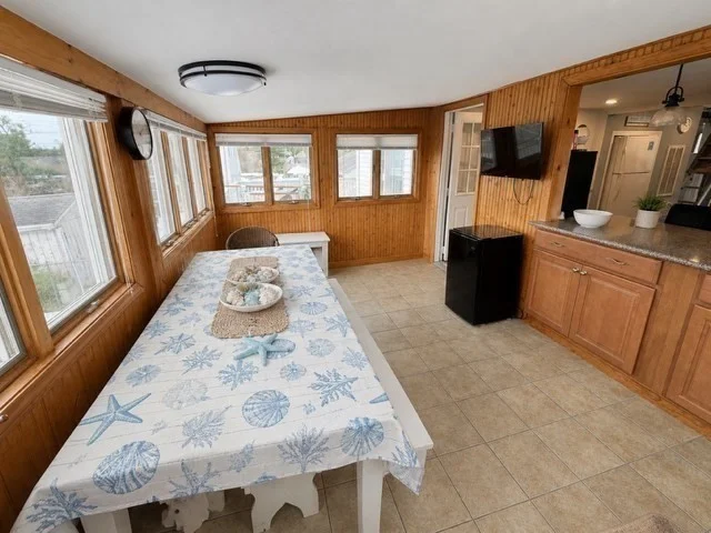 3 bed, 1 bath apartment for rent at 8 Macarthur Ln Unit 8, Marshfield — photo 4 of 11