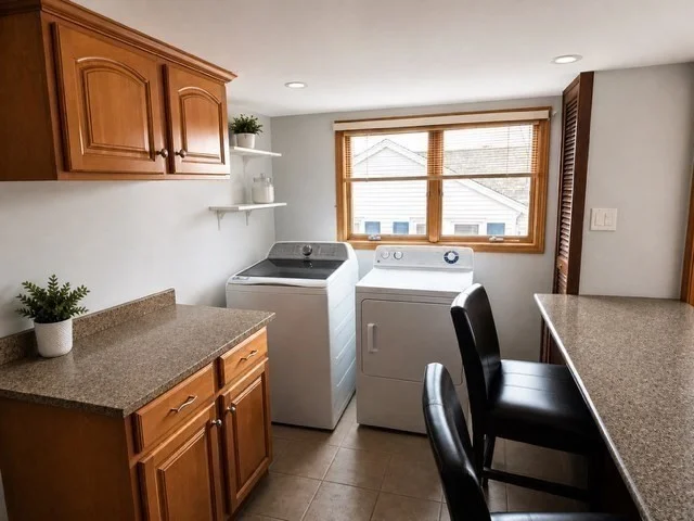 3 bed, 1 bath apartment for rent at 8 Macarthur Ln Unit 8, Marshfield — photo 7 of 11