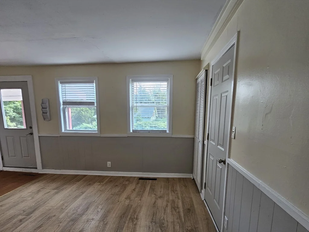 1 bed, 1 bath apartment for rent at 8 Main St Unit 1, Bryantville — photo 4 of 10