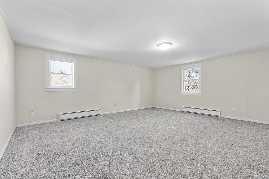 3 bed, 1 bath apartment for rent at 8 Main St Unit 2 R, Pepperell — photo 10 of 13