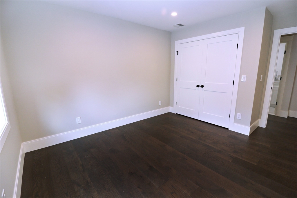 4 bed, 3 bath apartment for rent at 8 Malden Unit 8, Natick — photo 29 of 38