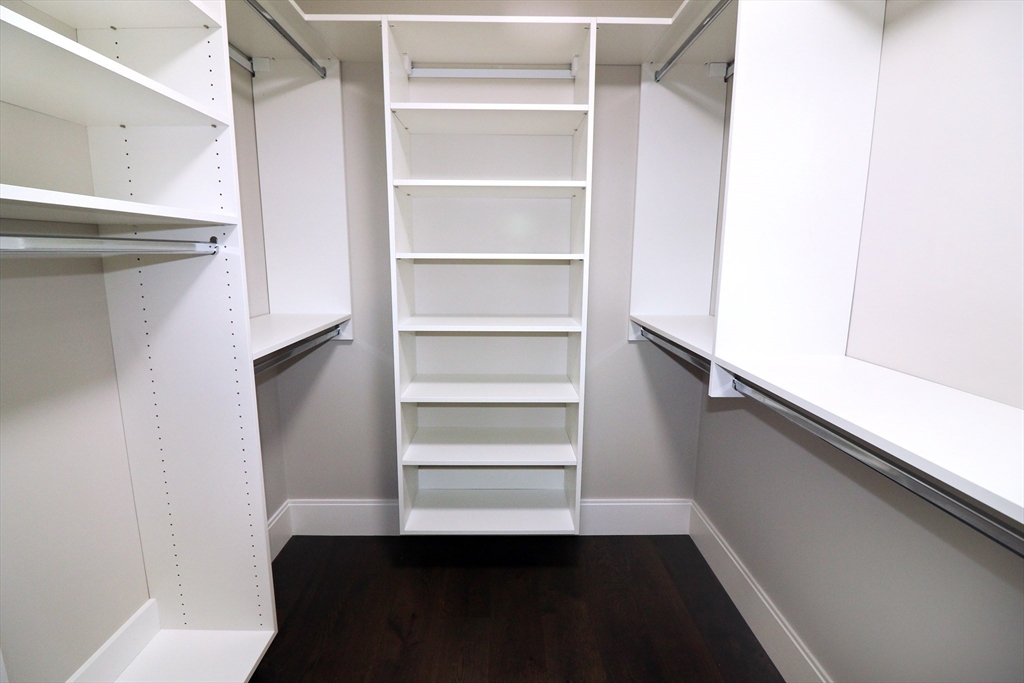 4 bed, 3 bath apartment for rent at 8 Malden Unit 8, Natick — photo 20 of 38