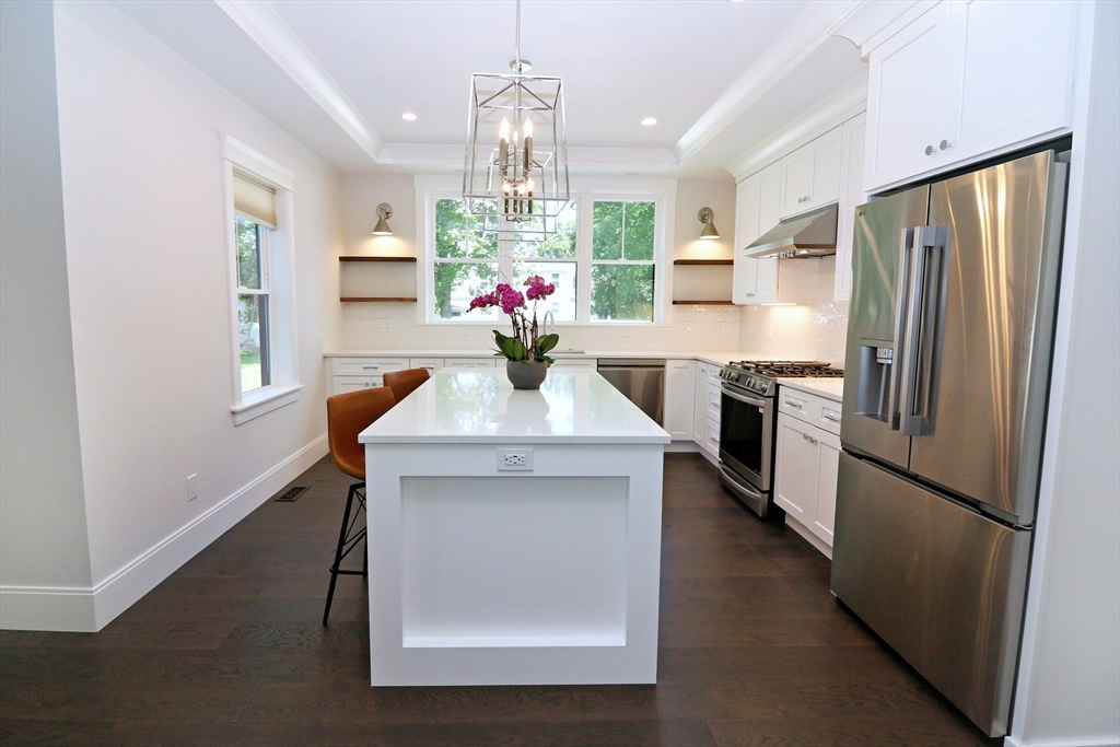 4 bed, 3 bath apartment for rent at 8 Malden Unit 8, Natick — photo 6 of 38