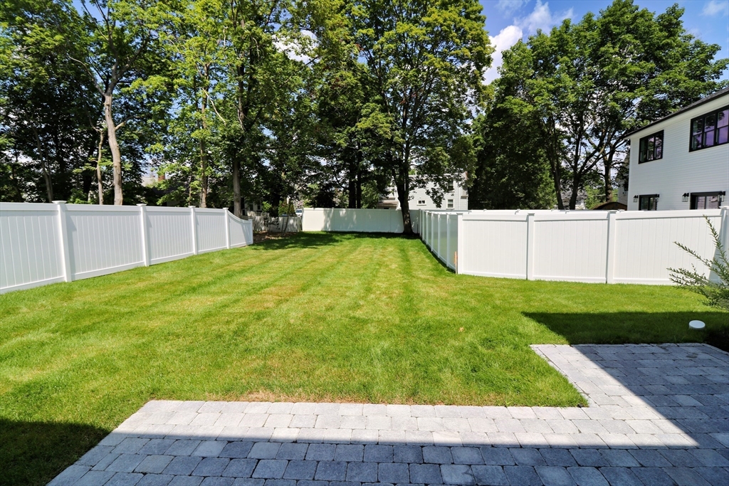 4 bed, 3 bath apartment for rent at 8 Malden Unit 8, Natick — photo 38 of 38