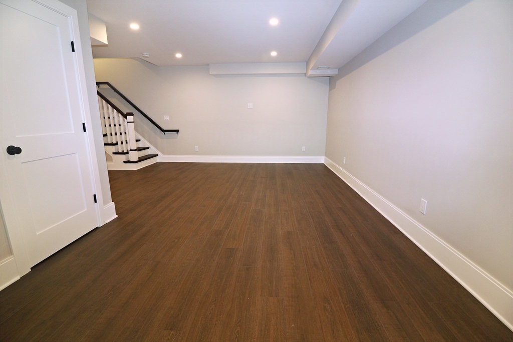 4 bed, 3 bath apartment for rent at 8 Malden Unit 8, Natick — photo 30 of 38