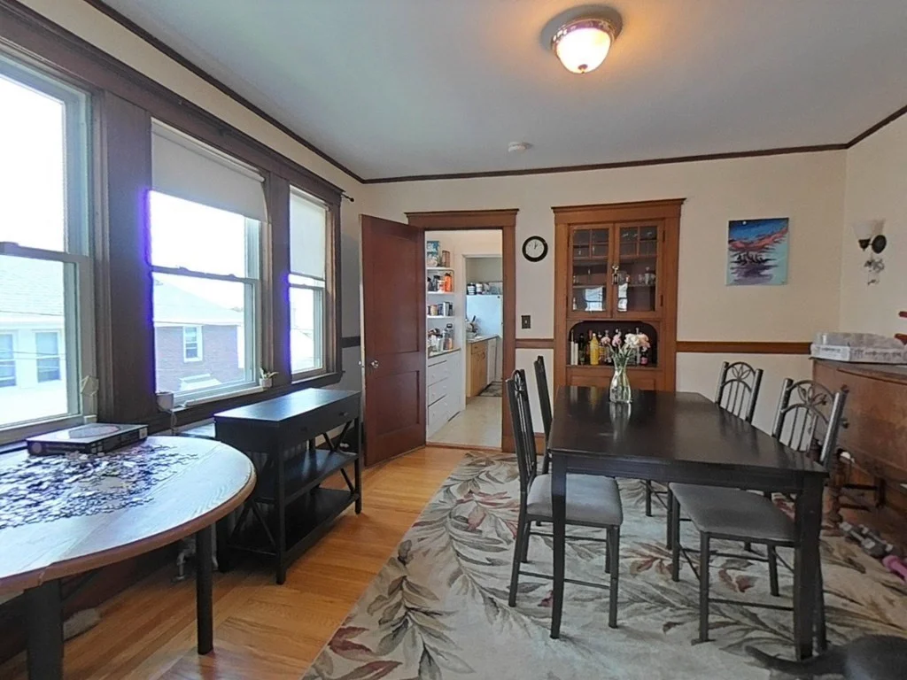3 bed, 1 bath apartment for rent at 8 Mapleton St Unit 8, Brighton — photo 3 of 17