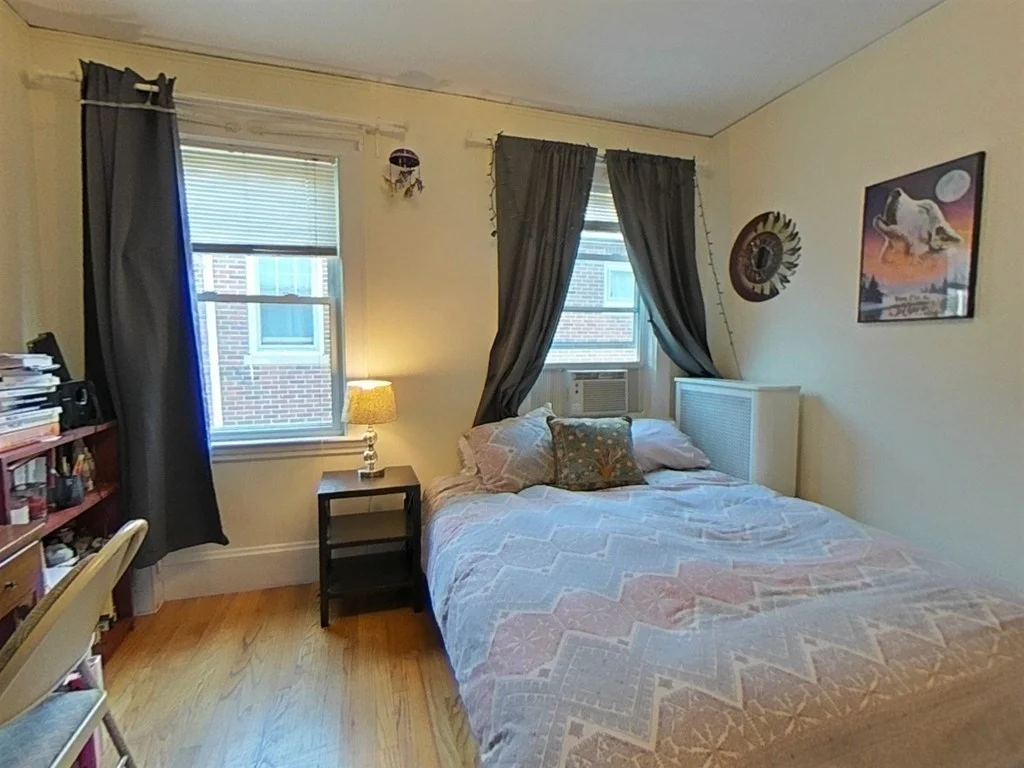 3 bed, 1 bath apartment for rent at 8 Mapleton St Unit 8, Brighton — photo 10 of 17