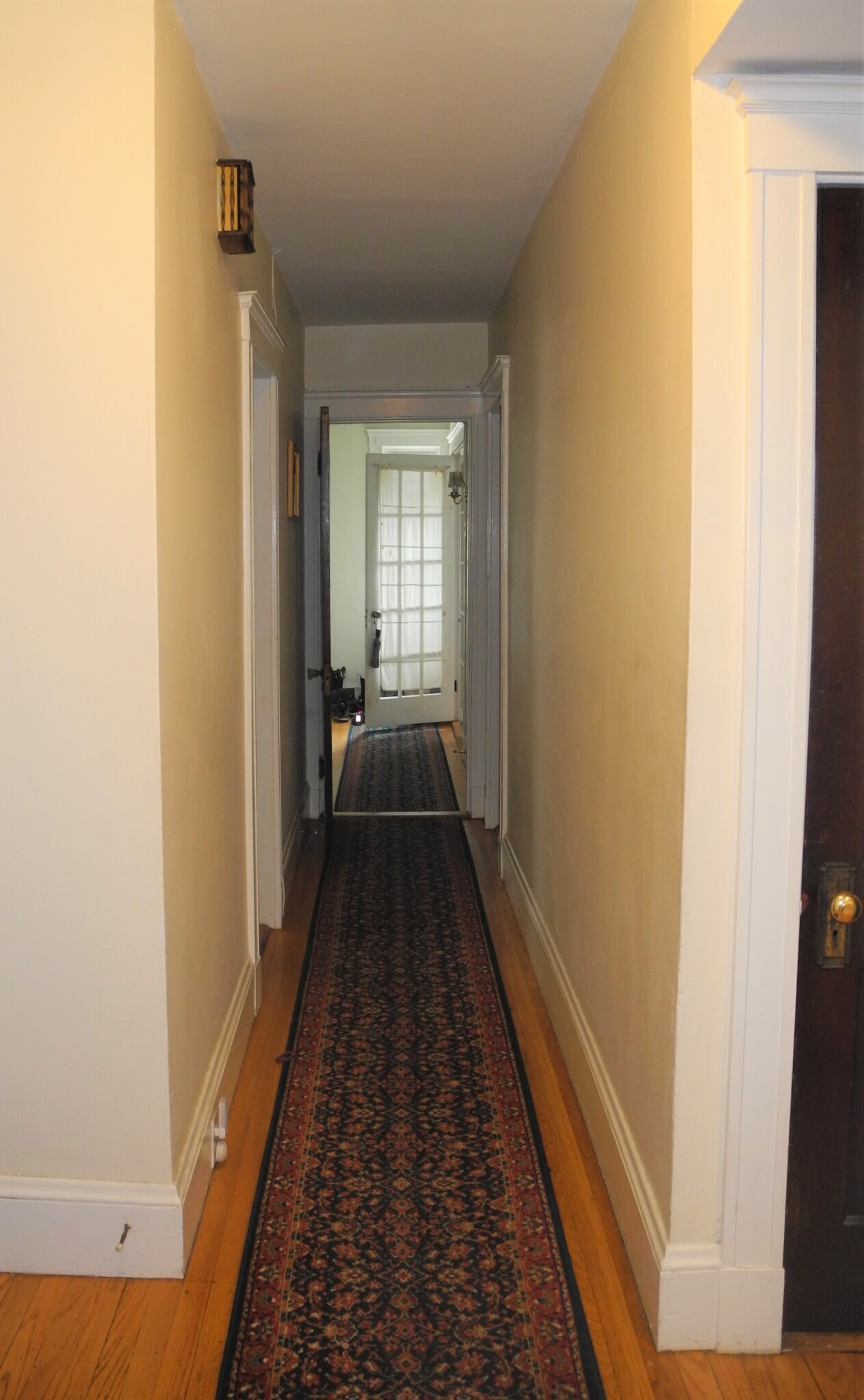 3 bed, 1 bath apartment for rent at 8 Mapleton Unit 2, Brighton — photo 4 of 22