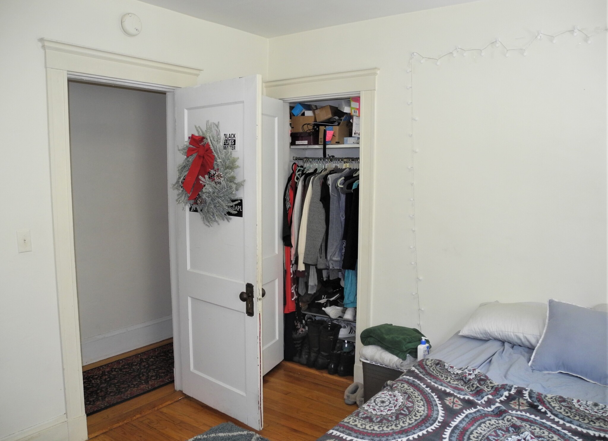 3 bed, 1 bath apartment for rent at 8 Mapleton Unit 2, Brighton — photo 18 of 22