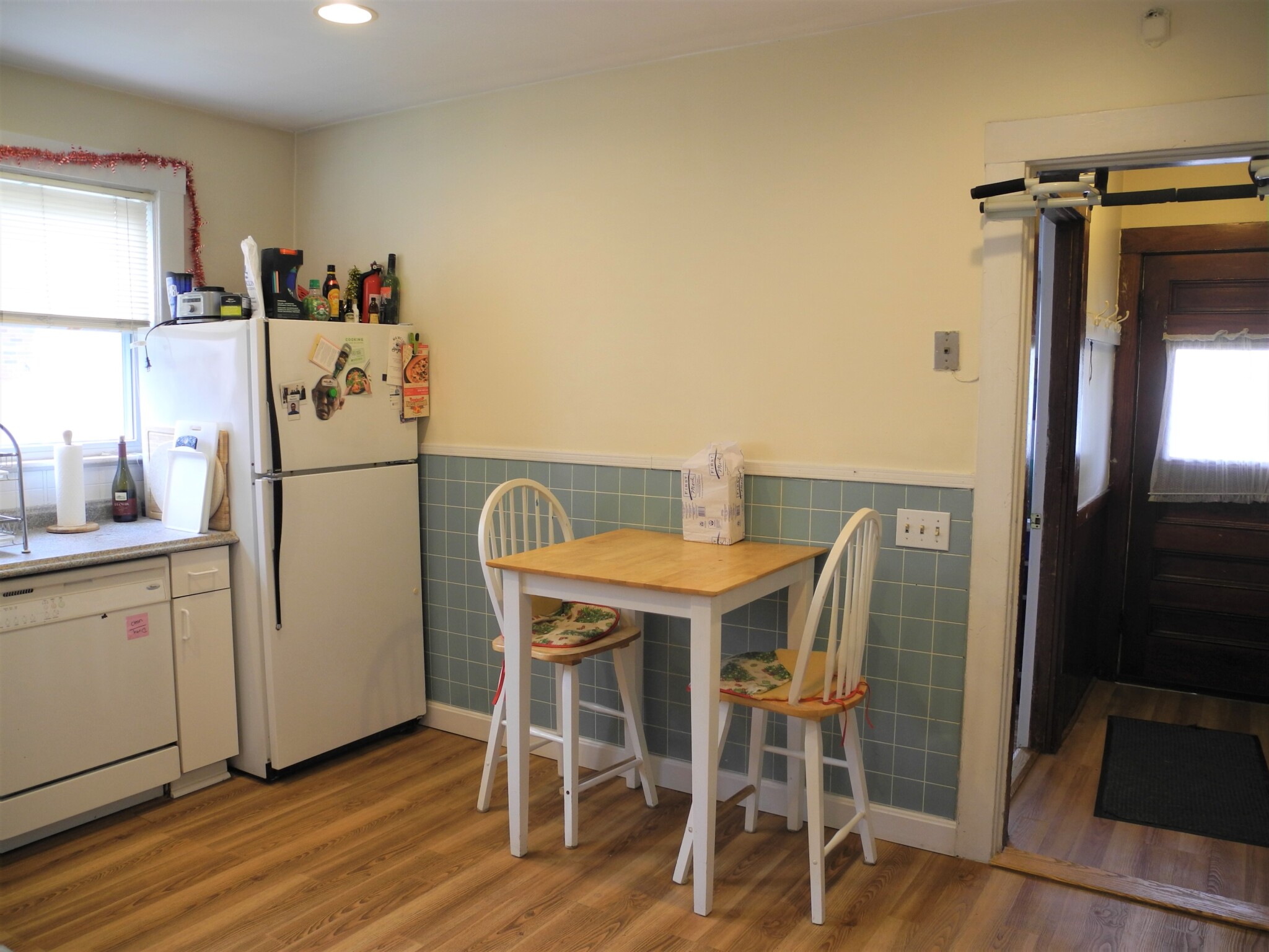 3 bed, 1 bath apartment for rent at 8 Mapleton Unit 2, Brighton — photo 9 of 22
