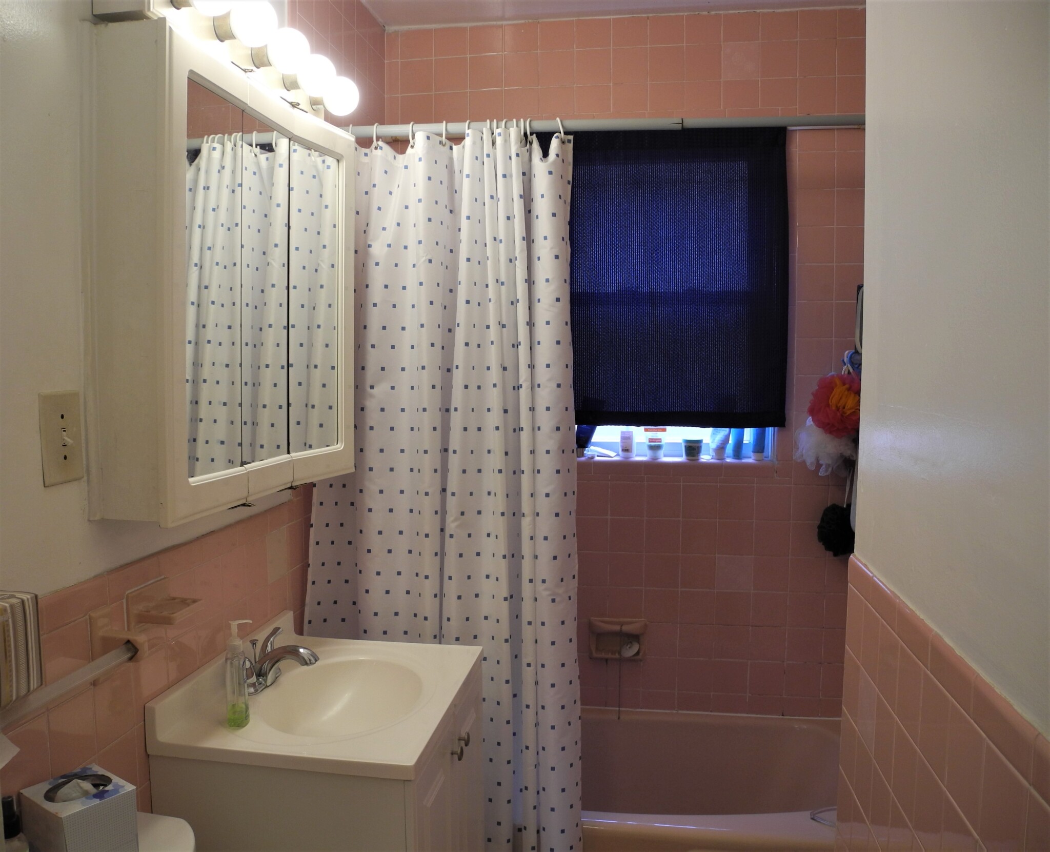 3 bed, 1 bath apartment for rent at 8 Mapleton Unit 2, Brighton — photo 15 of 22