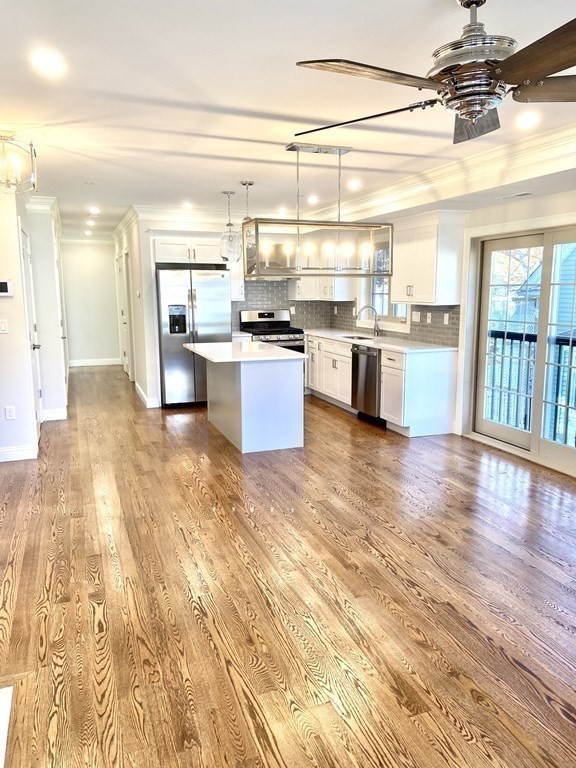 2 bed, 2 bath apartment for rent at 8 Maplewood St Unit A, West Roxbury — photo 3 of 25