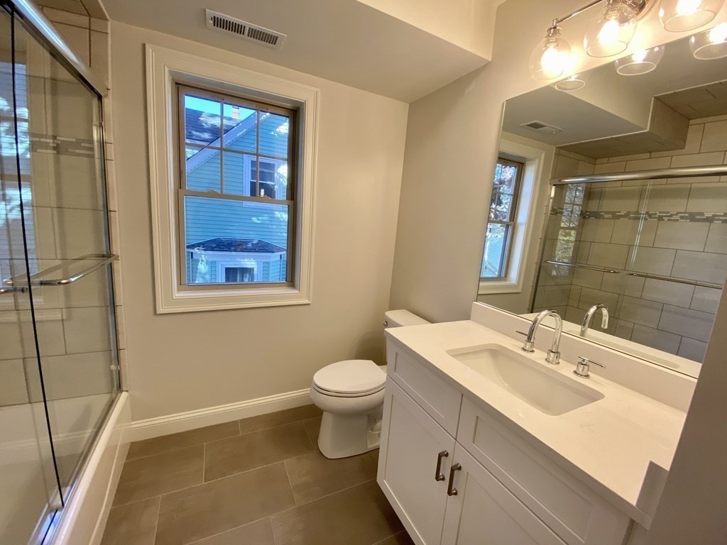 2 bed, 2 bath apartment for rent at 8 Maplewood St Unit A, West Roxbury — photo 20 of 25
