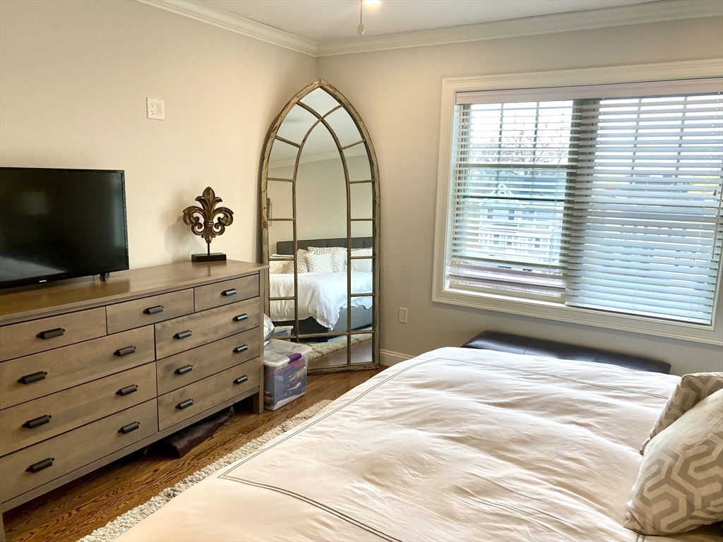 2 bed, 2 bath apartment for rent at 8 Maplewood St Unit A, West Roxbury — photo 11 of 25