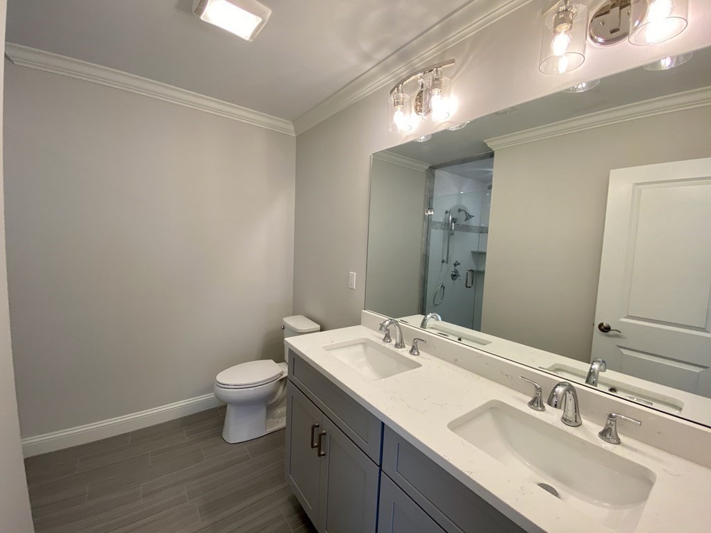 2 bed, 2 bath apartment for rent at 8 Maplewood St Unit A, West Roxbury — photo 15 of 25