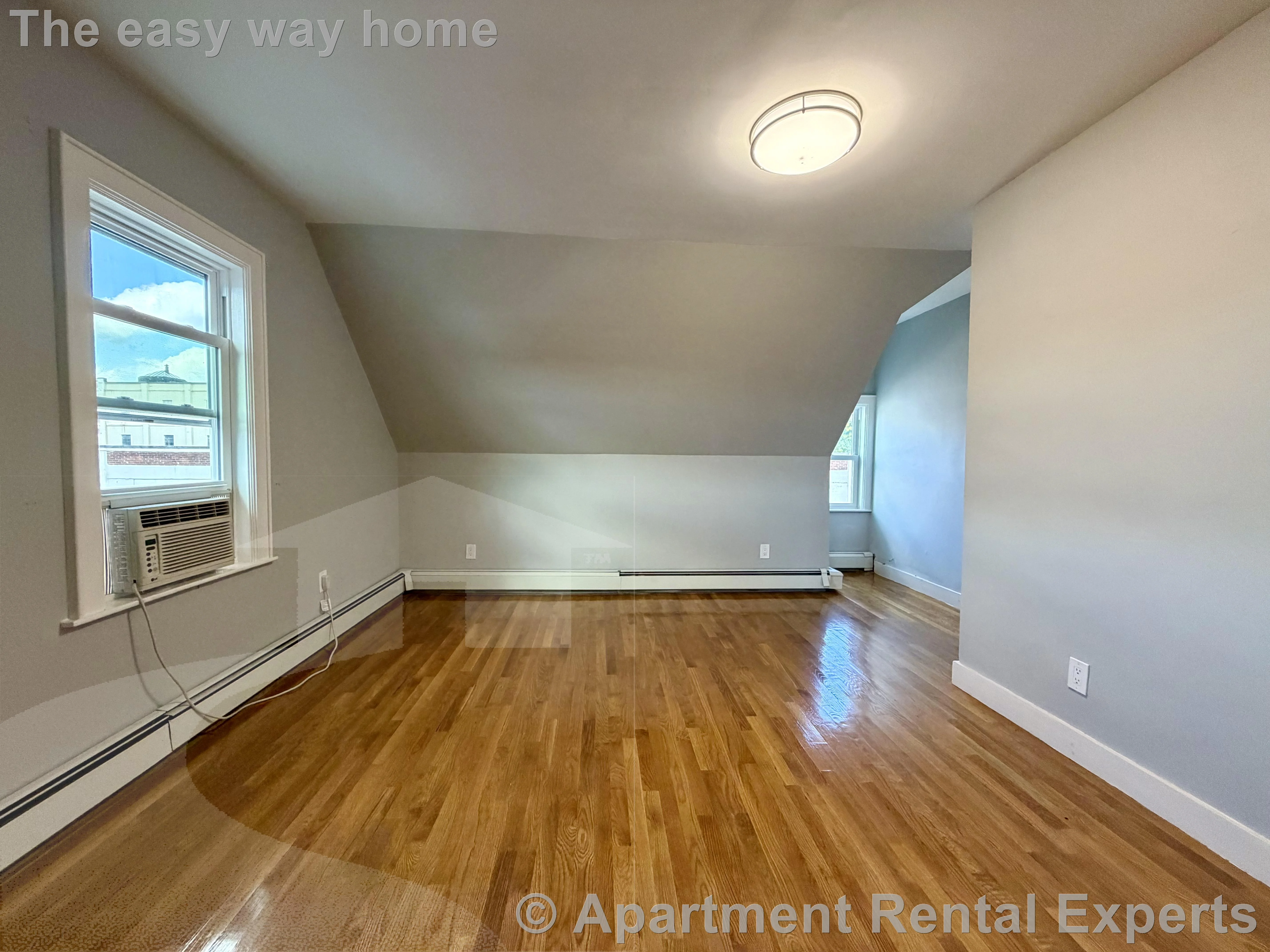 2 bed, 1 bath apartment for rent at 8 Marbury Terr Unit 3, Jamaica Plain — photo 10 of 16