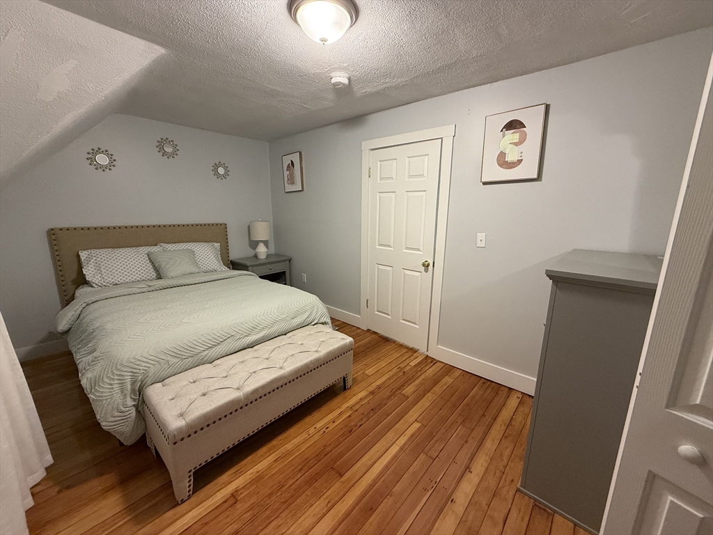 2 bed, 1 bath apartment for rent at 8 Maxwell St Unit 2, Taunton — photo 4 of 8