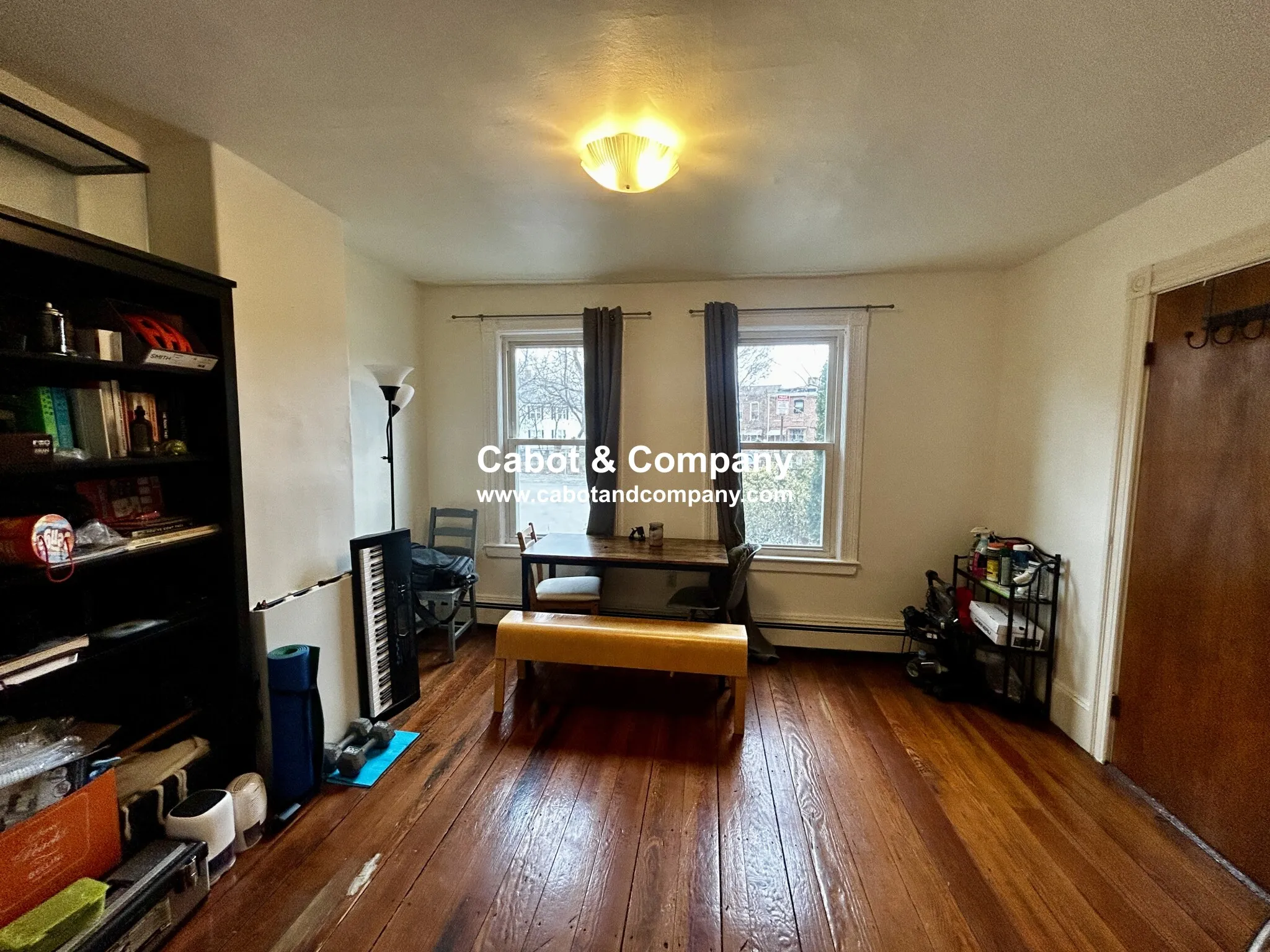 2 bed, 1 bath apartment for rent at 8 Mead St Unit 1, Allston — photo 4 of 10