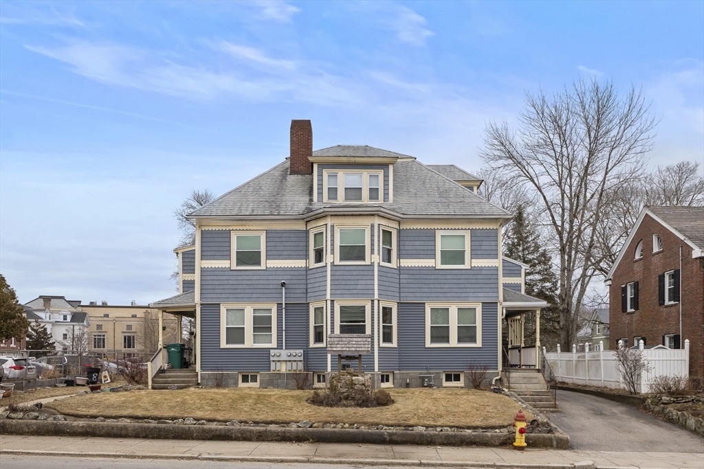 1 bed, 1 bath apartment for rent at 8 Mechanic St Unit 8, Attleboro — photo 1 of 6