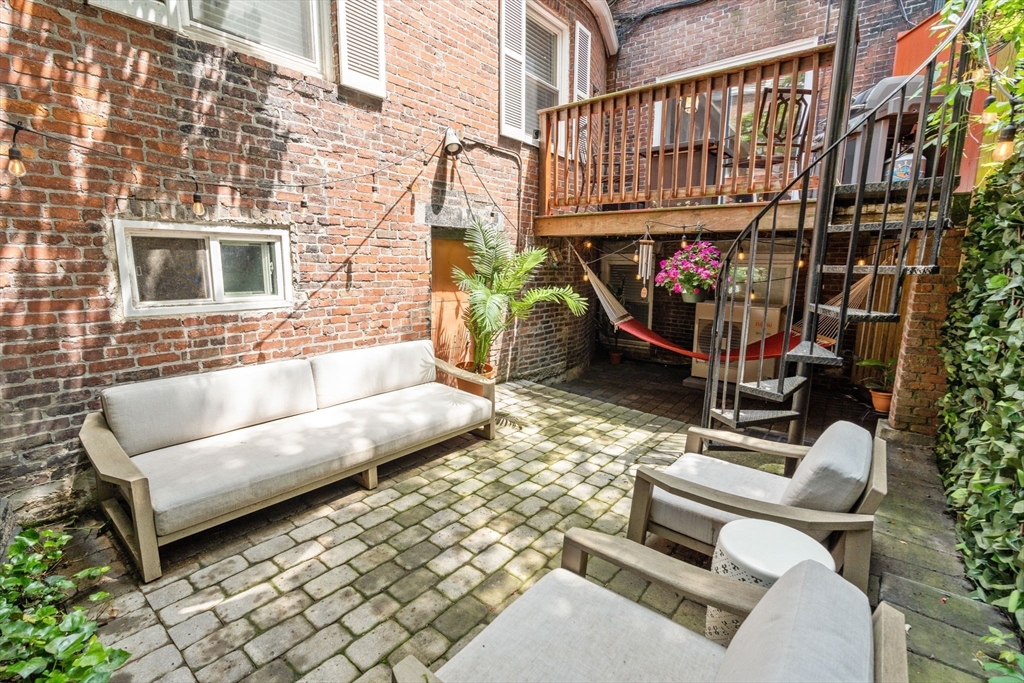2 bed, 2 bath apartment for rent at 8 Melrose St Unit 1, Back Bay — photo 19 of 23