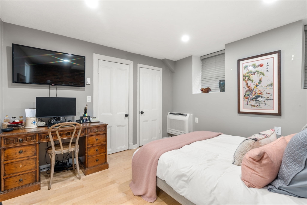 2 bed, 2 bath apartment for rent at 8 Melrose St Unit 1, Back Bay — photo 10 of 23
