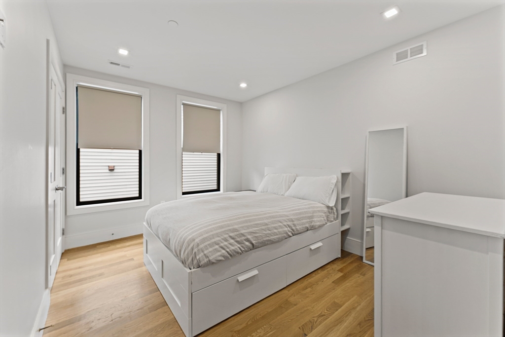 3 bed, 2 bath apartment for rent at 8 Mercer St Unit 3, South Boston — photo 11 of 17