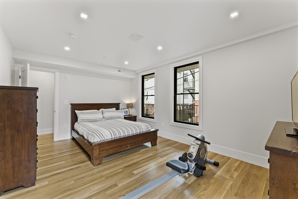 3 bed, 2 bath apartment for rent at 8 Mercer St Unit 3, South Boston — photo 9 of 17