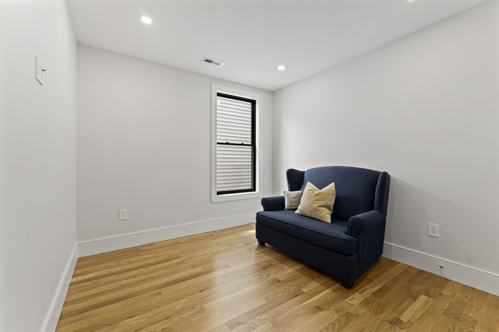 3 bed, 2 bath apartment for rent at 8 Mercer St Unit 3, South Boston — photo 13 of 17