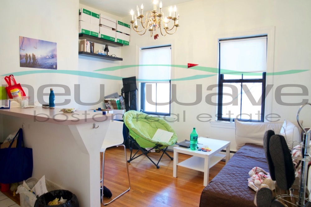 2 bed, 1 bath apartment for rent at 8 Milford St Unit 4, South End — photo 2 of 7