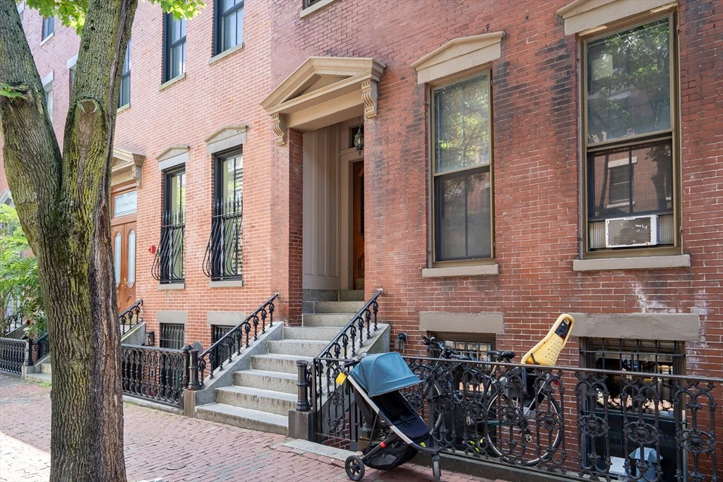 2 bed, 2 bath apartment for rent at 8 Milford Unit 1, South End — photo 11 of 13