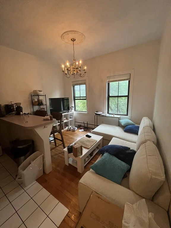 2 bed, 1 bath apartment for rent at 8 Milford Unit 4, South End