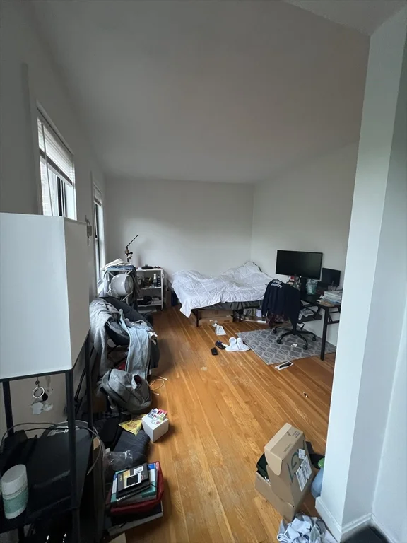 2 bed, 1 bath apartment for rent at 8 Milford Unit 4, South End — photo 8 of 9