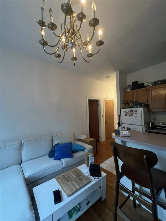 2 bed, 1 bath apartment for rent at 8 Milford Unit 4, South End — photo 4 of 9